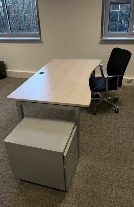 Pack bureau + fauteuil + caisson dès 179 HT – prêt à travailler immédiatement – Image 4