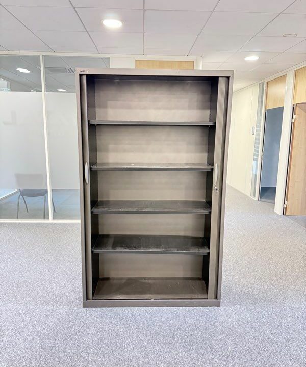 Armoire métallique à portes coulissantes – 198 x 120 cm – Occasion pro – Image 2