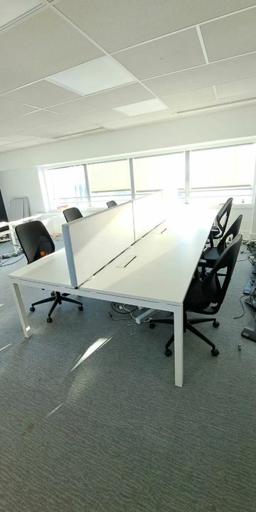 Bench bureau 6 postes face à face – 3x(160x80) – Plateau blanc – Piétement métal blanc – Image 3