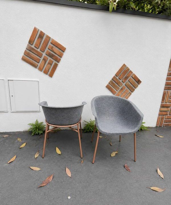 Chaise Design Professionnelle Tissu Gris pour Restaurant – Image 3