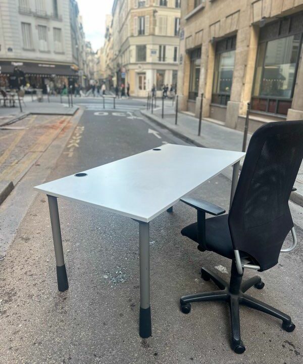 Bureau Droit Kinnarps – 160x80 cm – Plateau Blanc / Piétement Métal Gris – Occasion Pro – Image 5