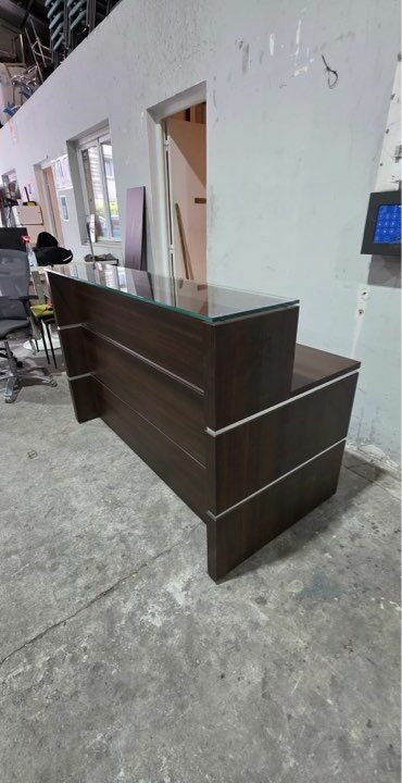 Banque d’accueil / Comptoir de réception professionnel 160 x 80 cm – Plateau en verre