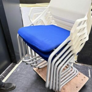 Chaise Visiteur Empilable avec Accoudoirs – Siège de Conférence et Réunion Professionnel