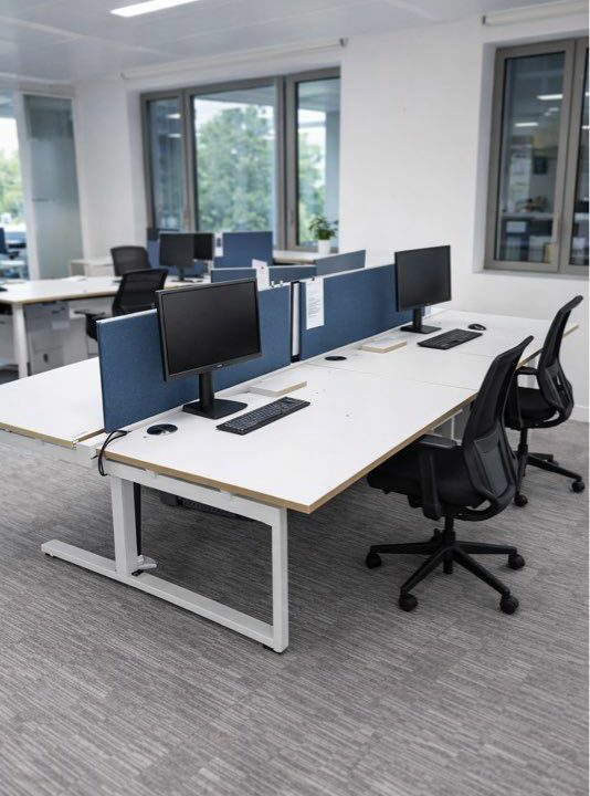 Bureaux bench 4 postes face à face – mobilier professionnel d’occasion