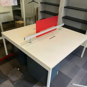 Bureau Bench Double 160x160 cm - Idéal pour le Coworking ou les Espaces Collaboratifs