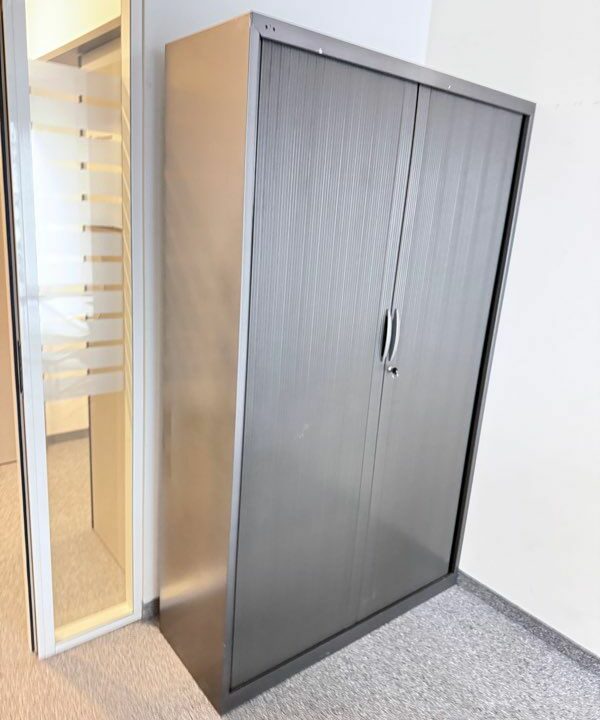 Armoire métallique à portes coulissantes – 198 x 120 cm – Occasion pro – Image 4