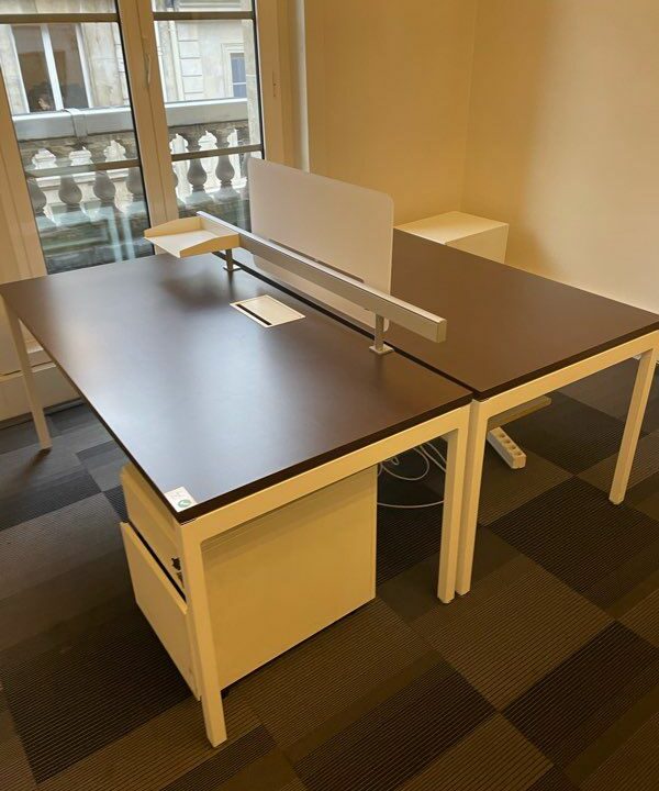 Bureau Bench Face à Face 2 Places – 160x160 cm – Plateau Chêne – Piétement Métal – Pro – Image 5