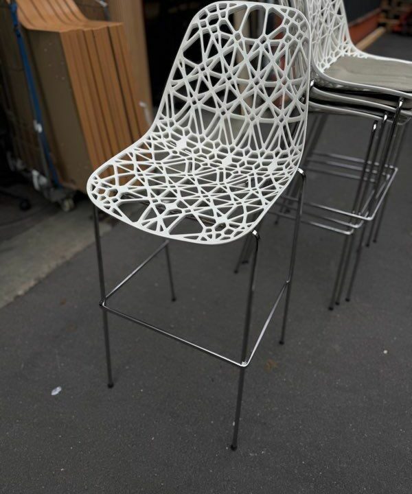 Tabouret Haut Design Crassevig Blanc Made in Italy – Image 3