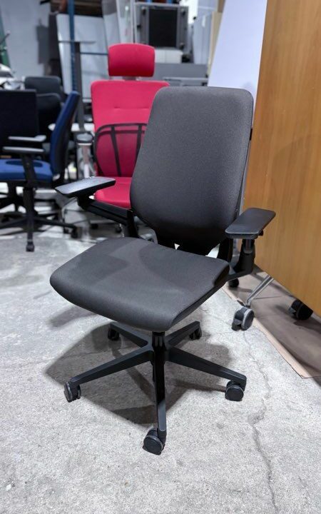Fauteuil de Bureau Ergonomique Steelcase Gesture – Pro – Image 5