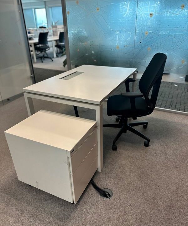 Postes de Travail Complet pour une Personne - Bureau, Fauteuil Ergonomique, Caisson